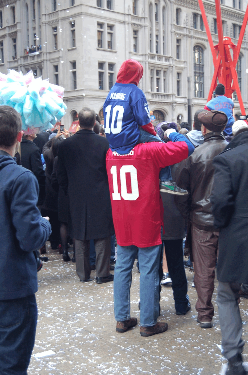 Illustration for article titled The Giants Parade, Through The Lens Of A Guy Who Got Kicked Out Of It